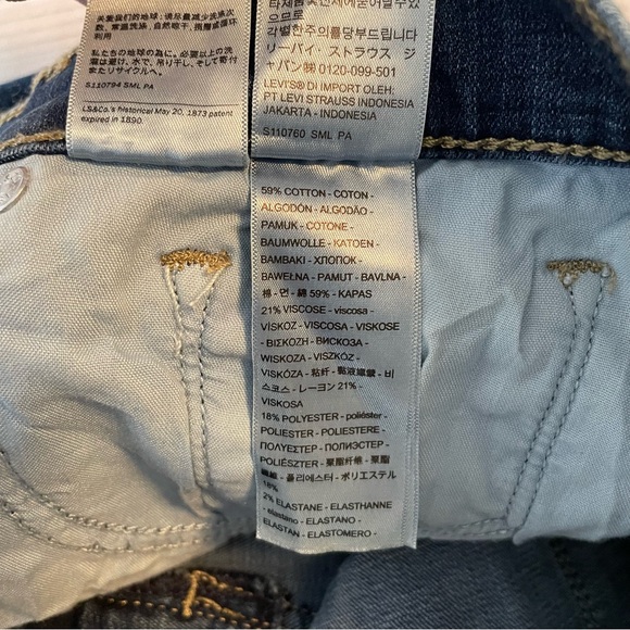 Levi's Classic Straight Jeans Women’s 10 Blue (W30 L30) Mid Rise Hypersoft Denim - Picture 14 of 14